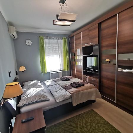 Smart B Apartman Miskolc Exteriör bild