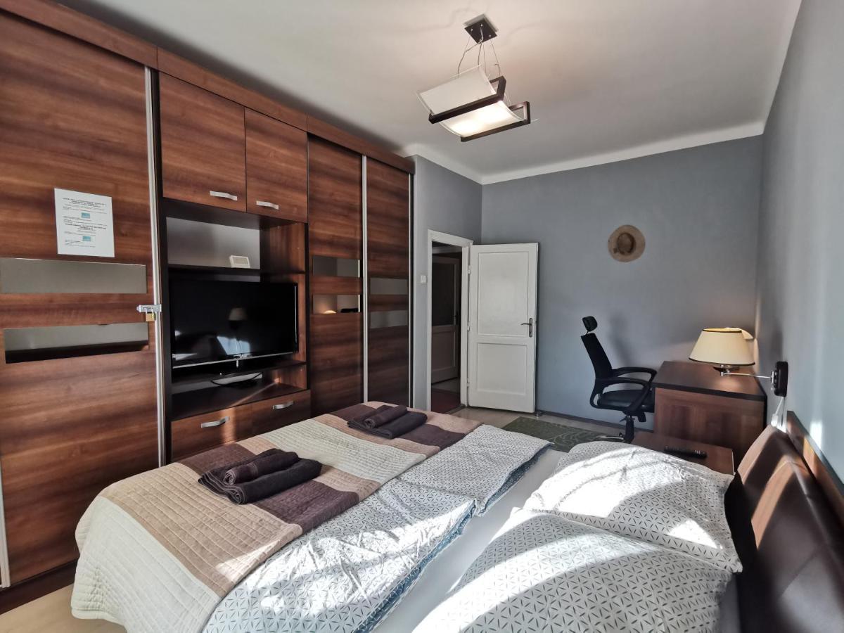 Smart B Apartman Miskolc Exteriör bild